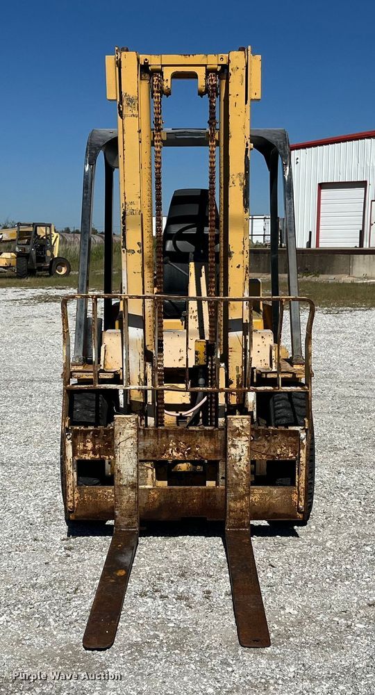 MONTACARGAS CATERPILLAR V80E