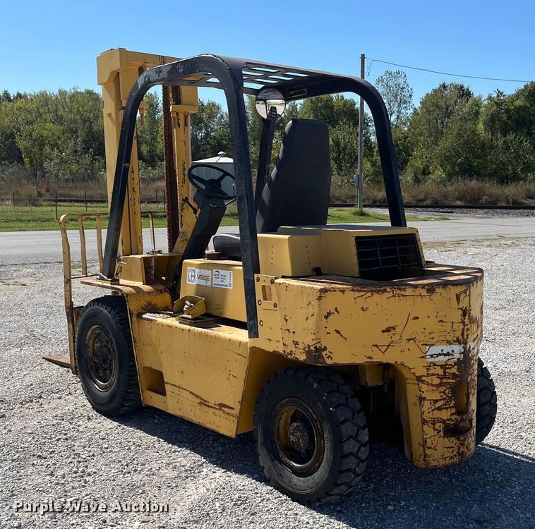image for item ED2305 Caterpillar V80E forklift
