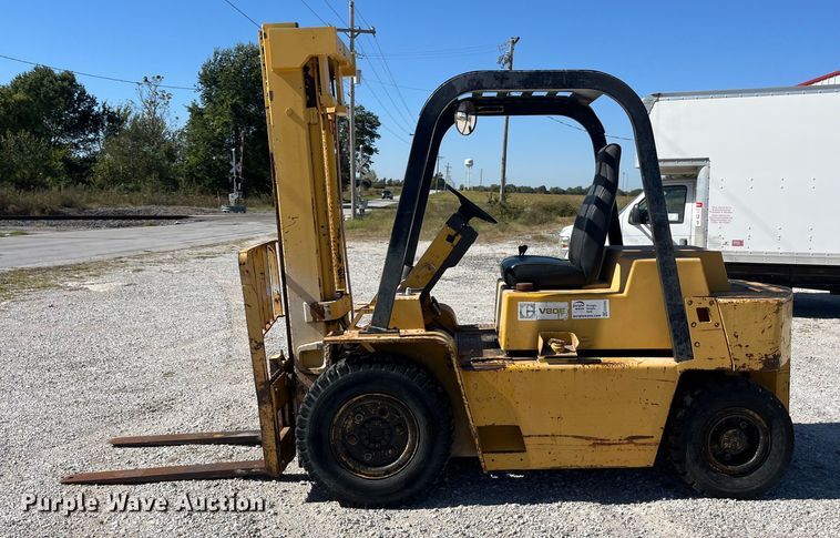 image for item ED2305 Caterpillar V80E forklift