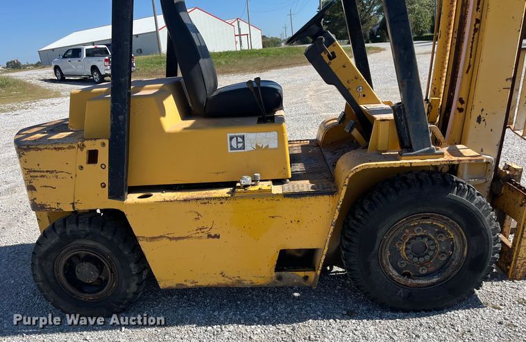 image for item ED2305 Caterpillar V80E forklift