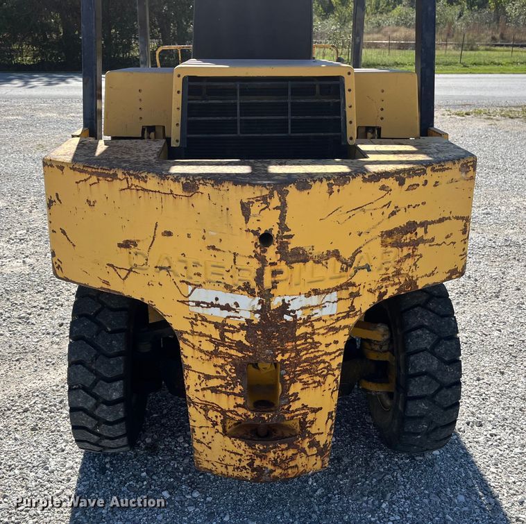 image for item ED2305 Caterpillar V80E forklift