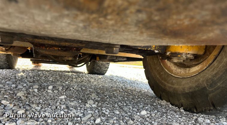 image for item ED2305 Caterpillar V80E forklift