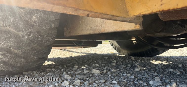 image for item ED2305 Caterpillar V80E forklift