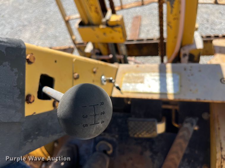 image for item ED2305 Caterpillar V80E forklift