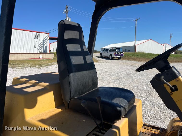 image for item ED2305 Caterpillar V80E forklift