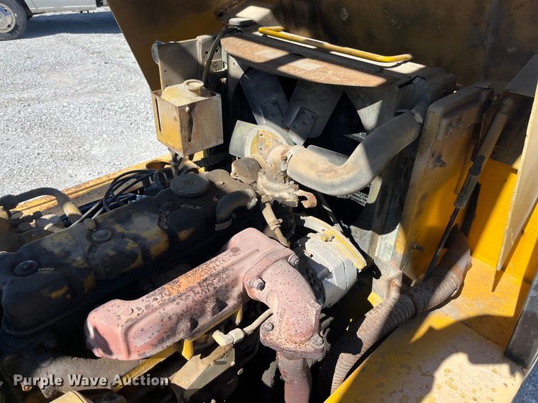image for item ED2305 Caterpillar V80E forklift