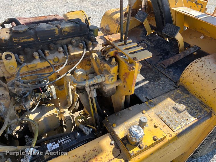 image for item ED2305 Caterpillar V80E forklift