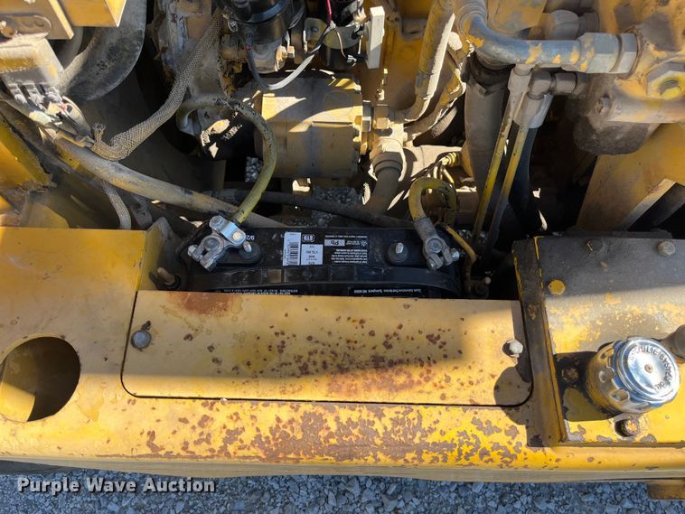 image for item ED2305 Caterpillar V80E forklift