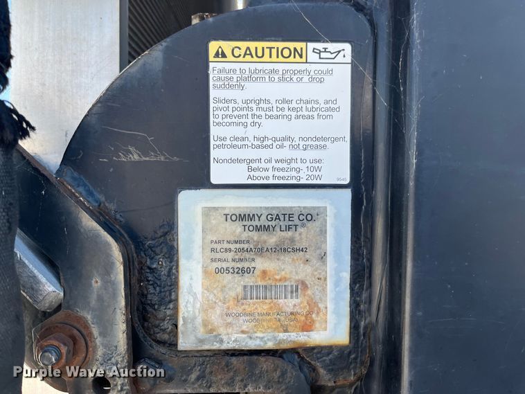 image for item ED2306 2012 Ford E450 box truck