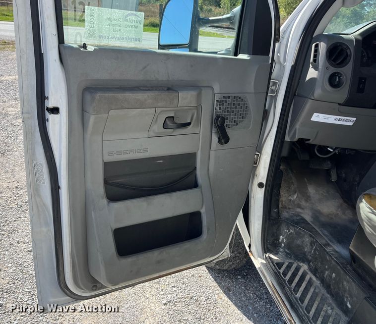 image for item ED2306 2012 Ford E450 box truck