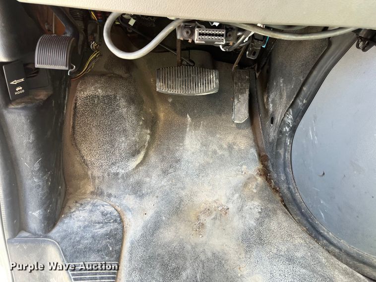 image for item ED2306 2012 Ford E450 box truck