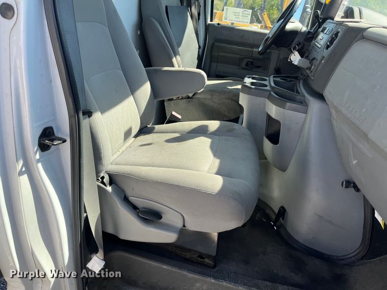 image for item ED2306 2012 Ford E450 box truck