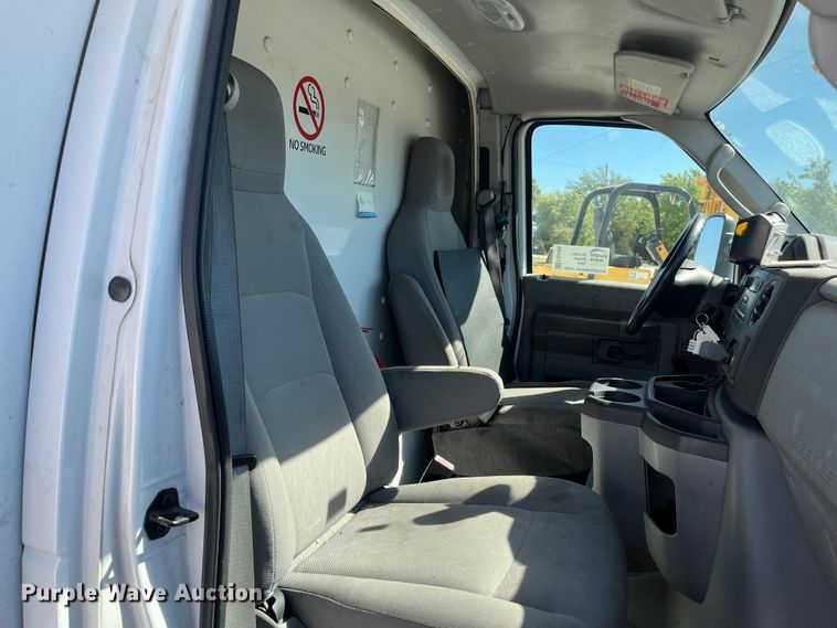 image for item ED2306 2012 Ford E450 box truck