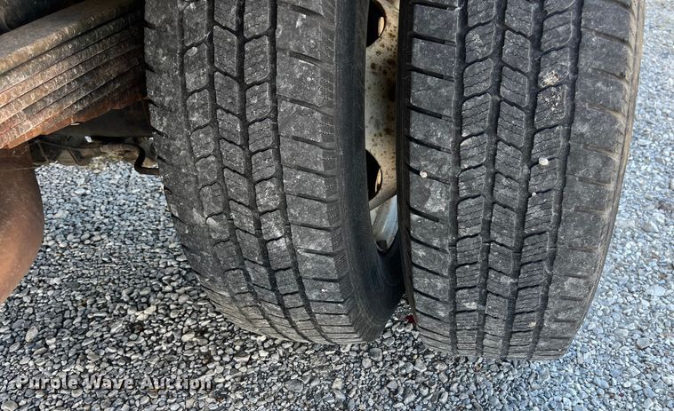 image for item ED2306 2012 Ford E450 box truck