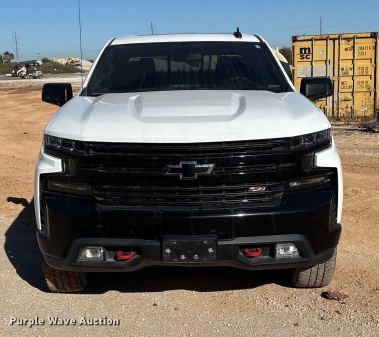 image for item ED2316 2020 Chevrolet Silverado 1500 LT Crew Cab pickup truck