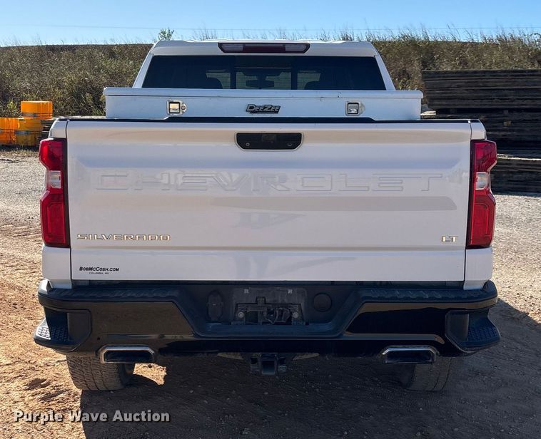 image for item ED2316 2020 Chevrolet Silverado 1500 LT Crew Cab pickup truck