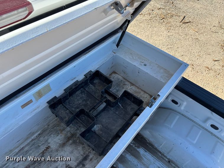 image for item ED2316 2020 Chevrolet Silverado 1500 LT Crew Cab pickup truck