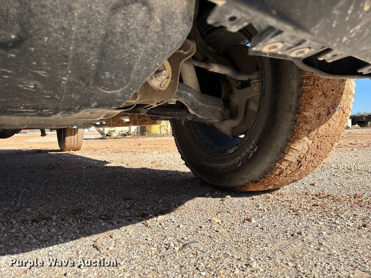 image for item ED2316 2020 Chevrolet Silverado 1500 LT Crew Cab pickup truck