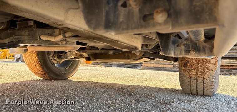 image for item ED2316 2020 Chevrolet Silverado 1500 LT Crew Cab pickup truck