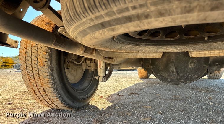 image for item ED2316 2020 Chevrolet Silverado 1500 LT Crew Cab pickup truck