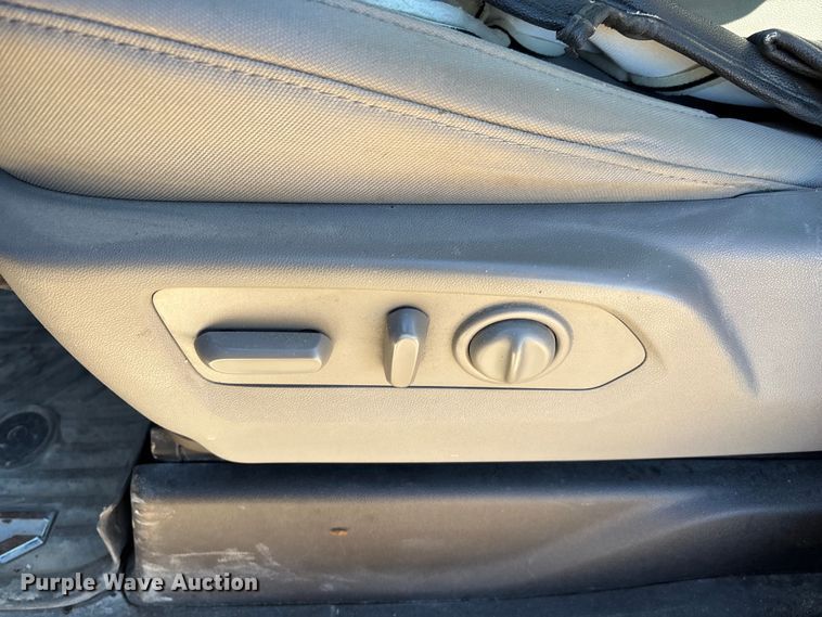 image for item ED2316 2020 Chevrolet Silverado 1500 LT Crew Cab pickup truck