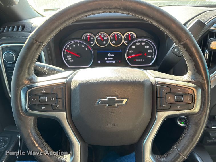 image for item ED2316 2020 Chevrolet Silverado 1500 LT Crew Cab pickup truck