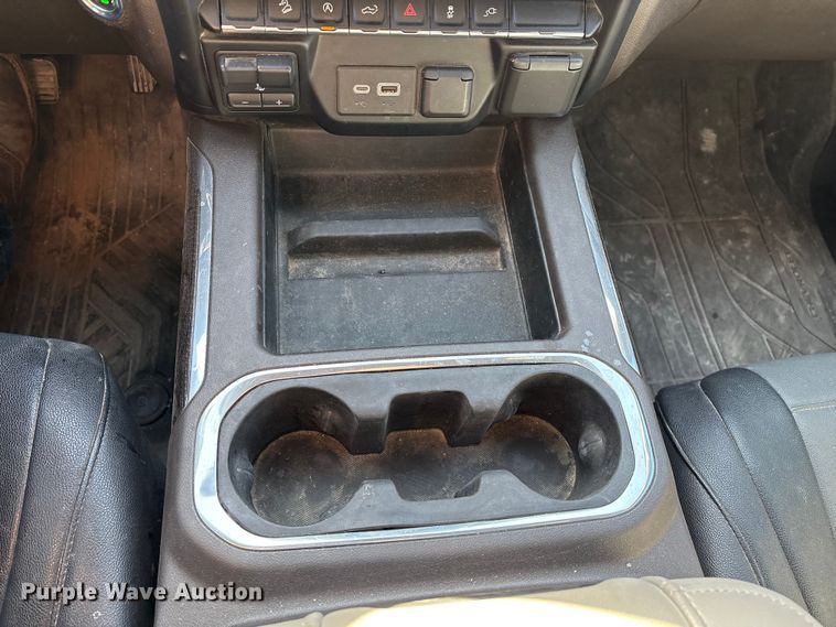 image for item ED2316 2020 Chevrolet Silverado 1500 LT Crew Cab pickup truck