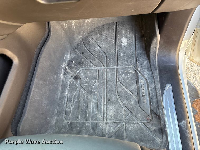 image for item ED2316 2020 Chevrolet Silverado 1500 LT Crew Cab pickup truck