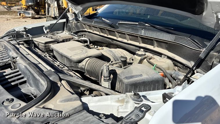 image for item ED2316 2020 Chevrolet Silverado 1500 LT Crew Cab pickup truck