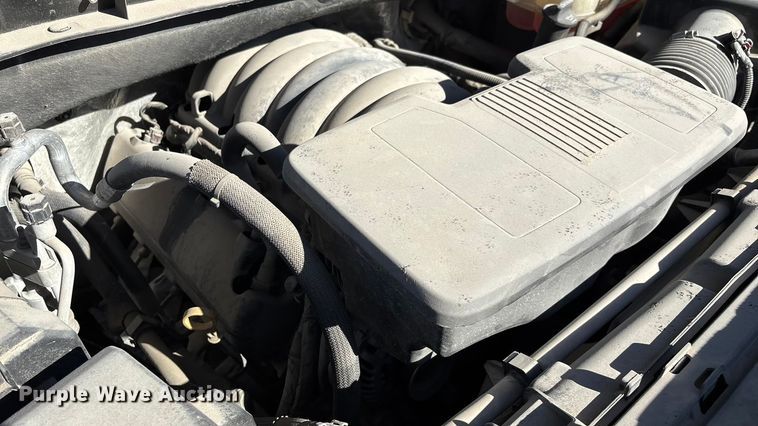 image for item ED2316 2020 Chevrolet Silverado 1500 LT Crew Cab pickup truck