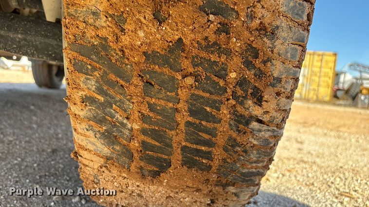 image for item ED2316 2020 Chevrolet Silverado 1500 LT Crew Cab pickup truck