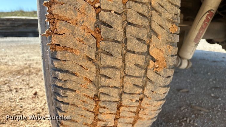 image for item ED2316 2020 Chevrolet Silverado 1500 LT Crew Cab pickup truck