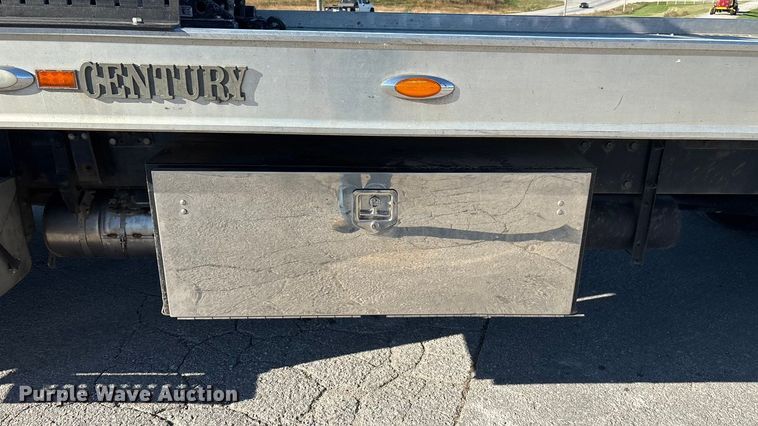 image for item ED2335 2015 Peterbilt 337 rollback truck