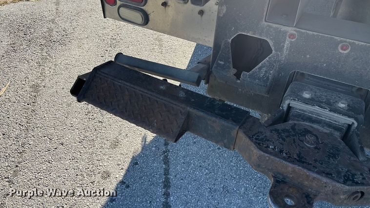 image for item ED2335 2015 Peterbilt 337 rollback truck