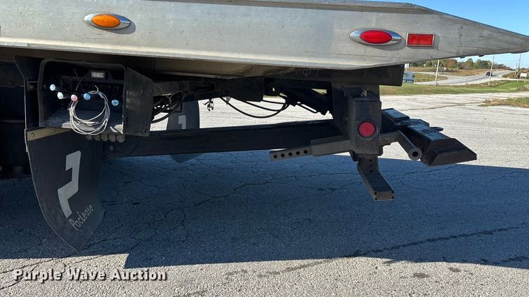 image for item ED2335 2015 Peterbilt 337 rollback truck