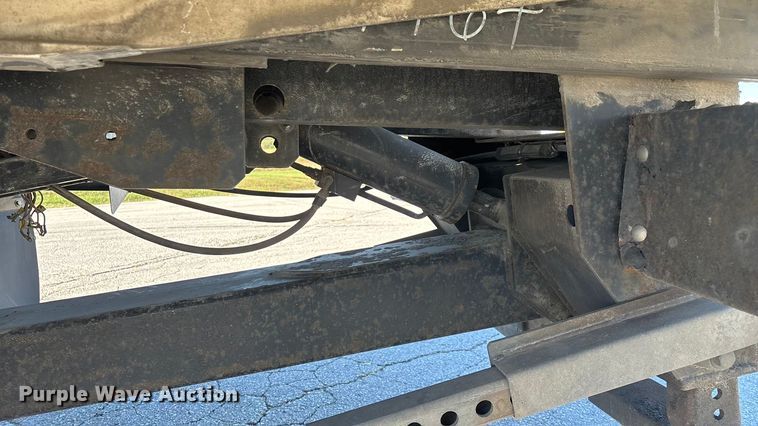 image for item ED2335 2015 Peterbilt 337 rollback truck