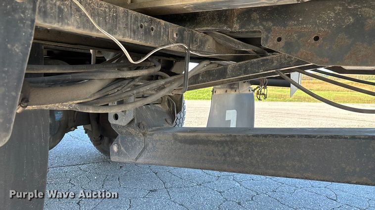 image for item ED2335 2015 Peterbilt 337 rollback truck