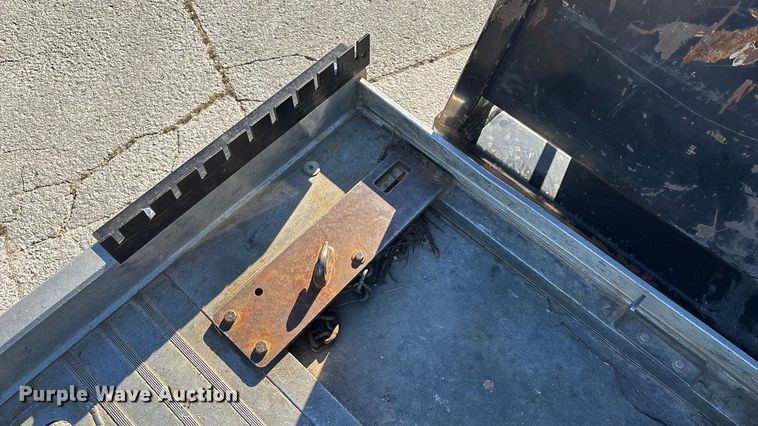 image for item ED2335 2015 Peterbilt 337 rollback truck