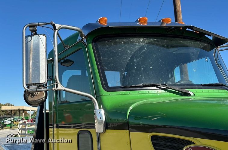 image for item ED2335 2015 Peterbilt 337 rollback truck