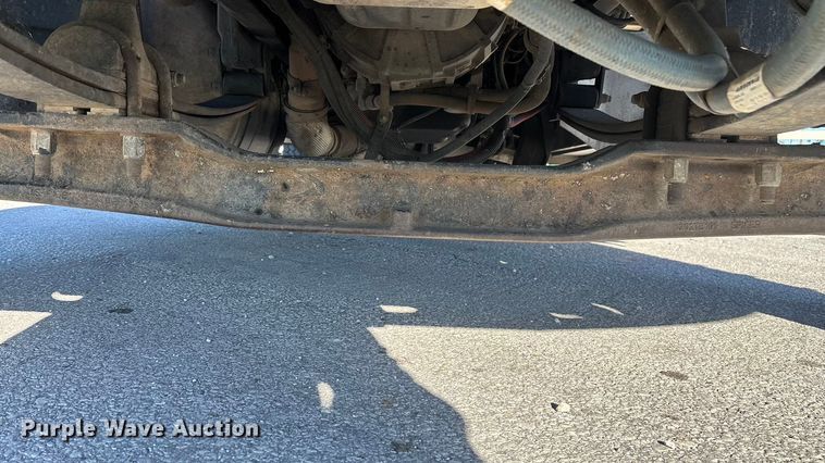 image for item ED2335 2015 Peterbilt 337 rollback truck