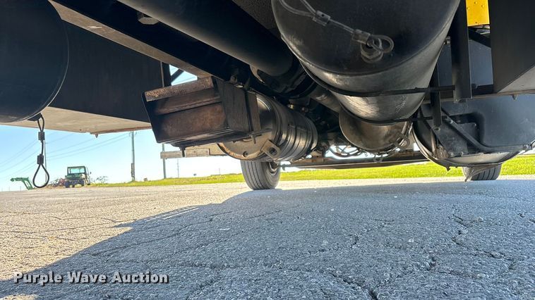 image for item ED2335 2015 Peterbilt 337 rollback truck