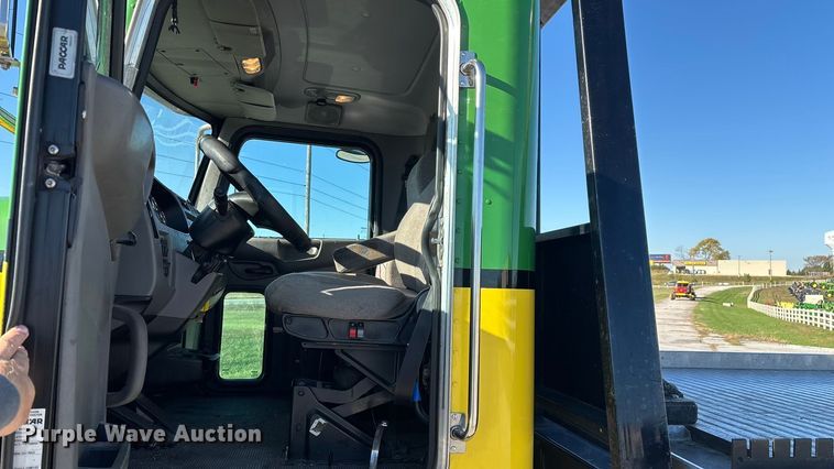 image for item ED2335 2015 Peterbilt 337 rollback truck