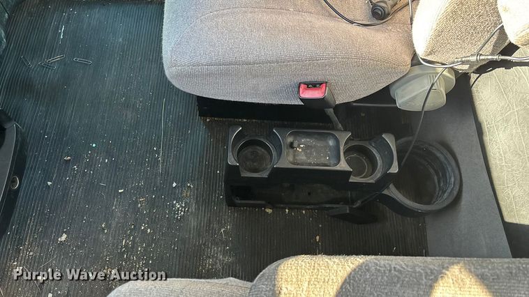 image for item ED2335 2015 Peterbilt 337 rollback truck