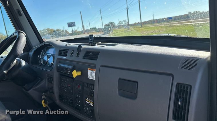 image for item ED2335 2015 Peterbilt 337 rollback truck