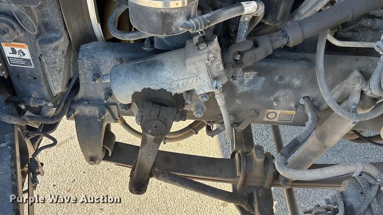 image for item ED2335 2015 Peterbilt 337 rollback truck