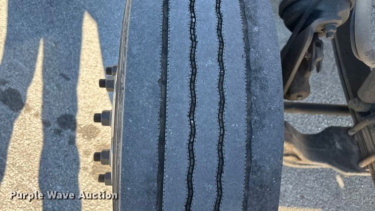 image for item ED2335 2015 Peterbilt 337 rollback truck