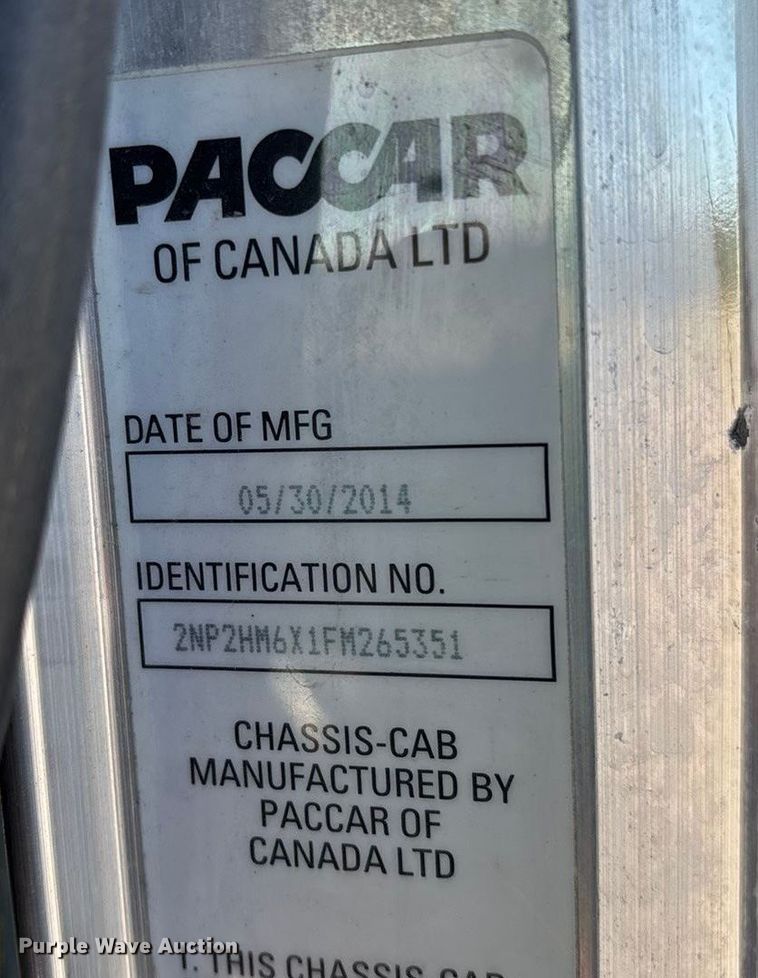 image for item ED2335 2015 Peterbilt 337 rollback truck