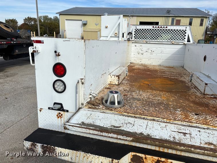 image for item ED2339 2008 GMC Sierra 3500HD utility bed pickup truck