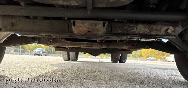 image for item ED2339 2008 GMC Sierra 3500HD utility bed pickup truck