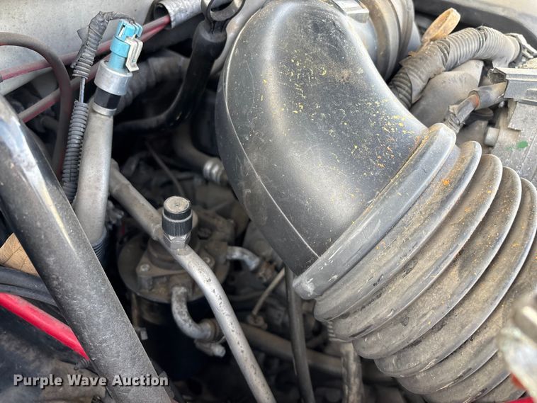 image for item ED2339 2008 GMC Sierra 3500HD utility bed pickup truck